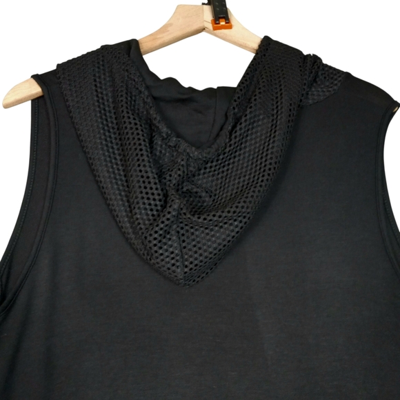 NWT LIVI black lightweight hooded dress with mesh accents 26in pit to pit. - Picture 5 of 11